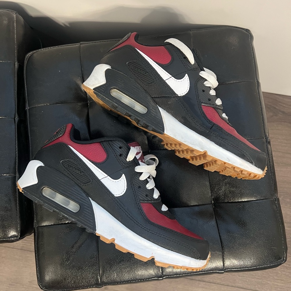 Nike Air Max 90 Black and Burgundy Sneakers